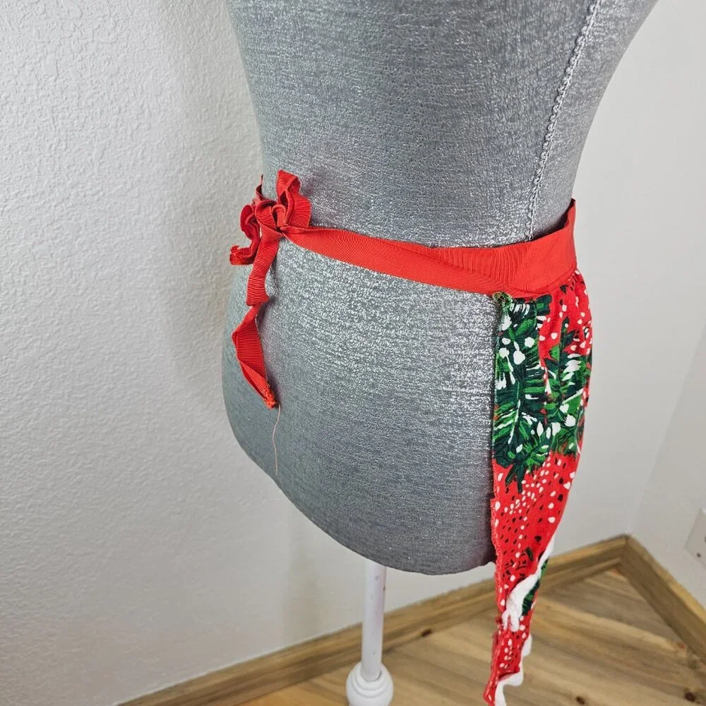 Vintage Christmas Apron - Picture 4 of 4